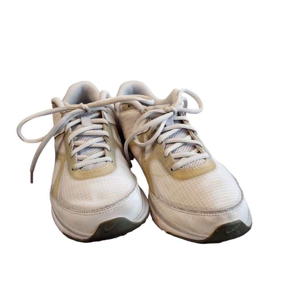 Nike training Air Sculpt  VGC 8.5  white,gold,grey